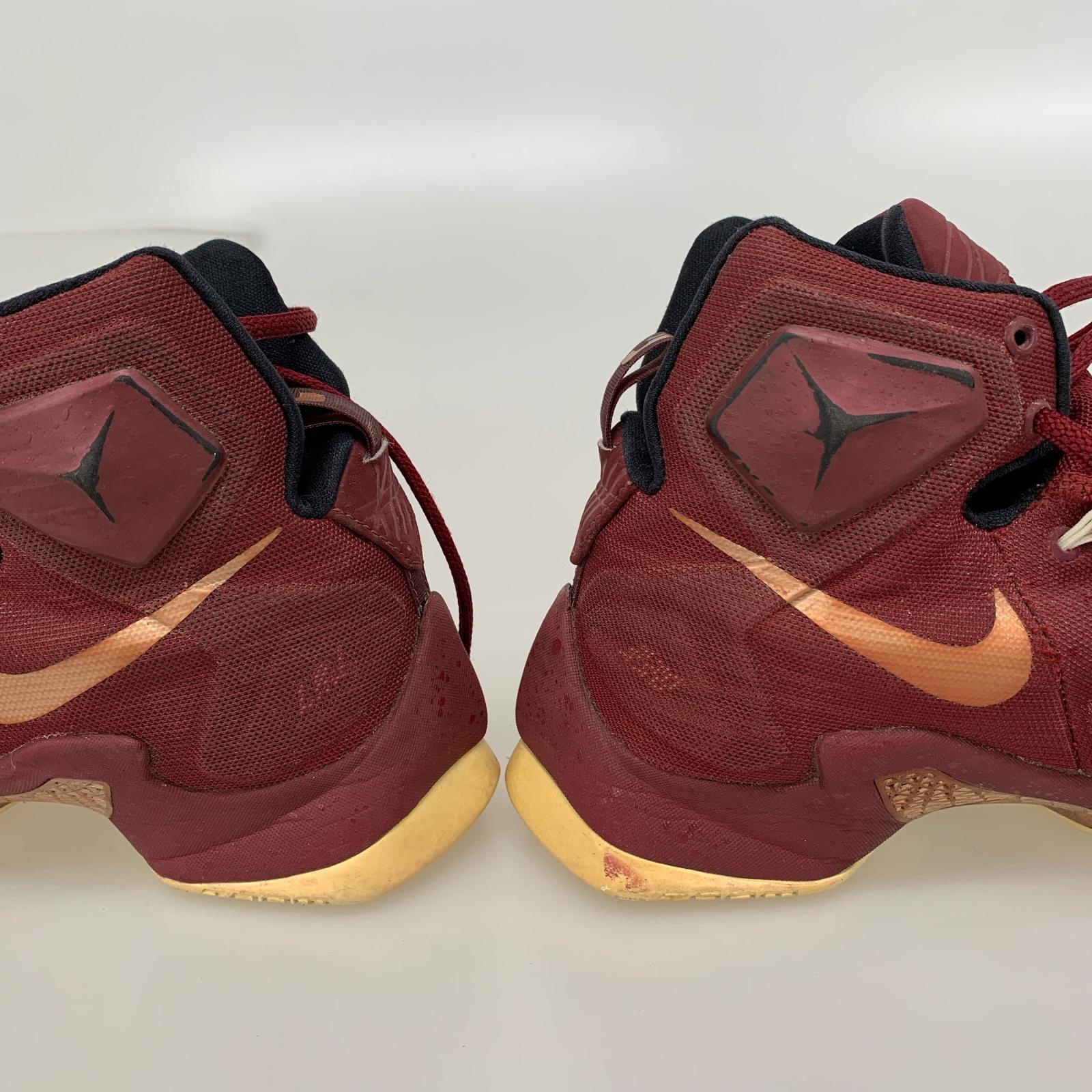 シューズ LEBRON XIII 赤 807219-600 26.5㎝