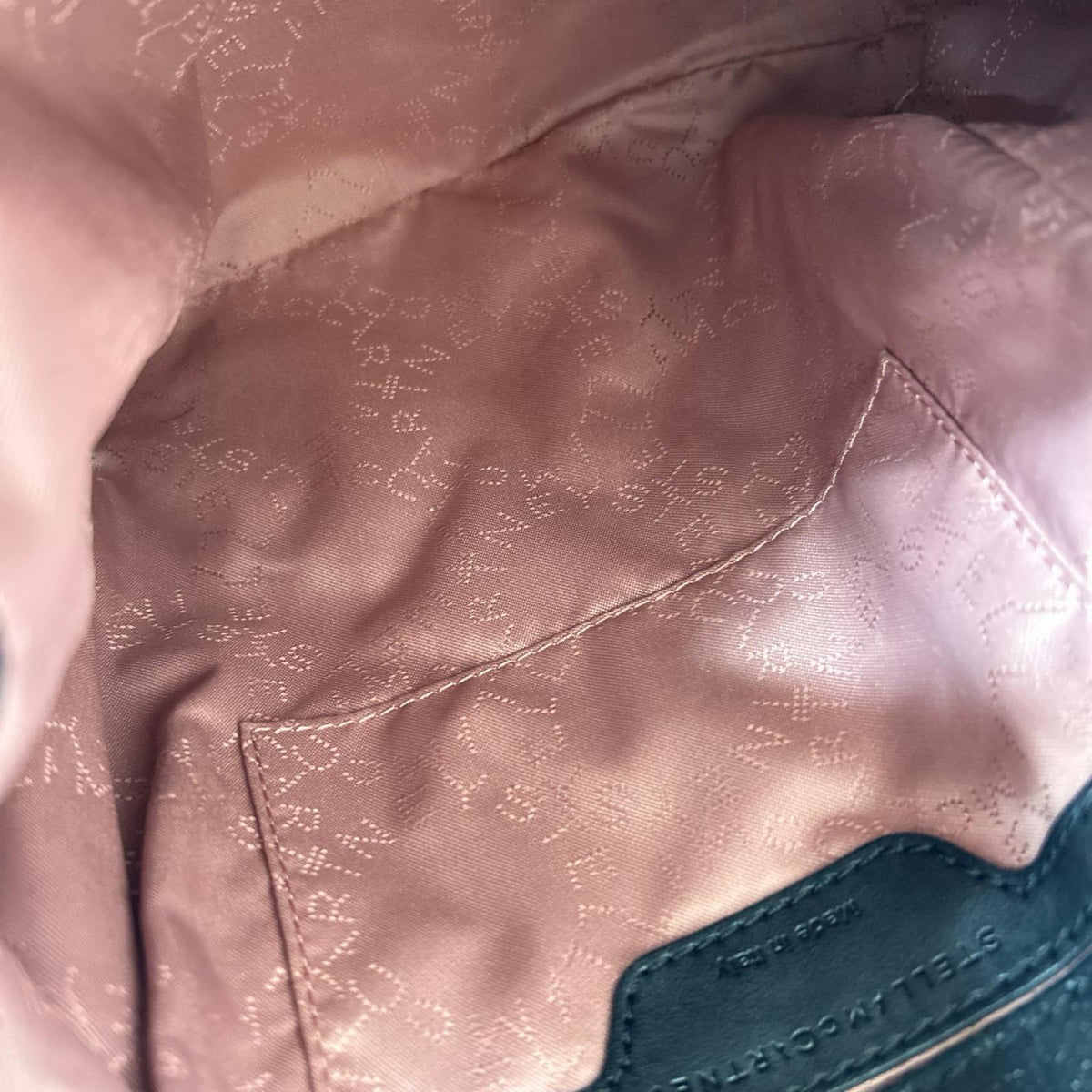ショルダーバッグ Stella McCartney ファラベラ　ショルダーバッグ ブラック