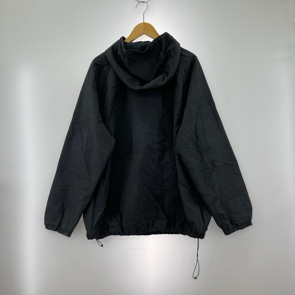 パーカー ﾏｳﾝﾃﾝｸﾗｼｯｸｱﾉﾗｯｸｼﾞｬﾊﾟﾝﾌｨｯﾄ ﾅｲﾛﾝ 黒 (XXL) ブラック