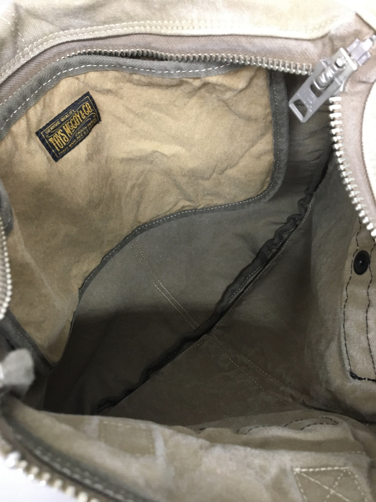 ブリーフケース HELMT BAG CVS SNOOPY AIRBRN TMA2524