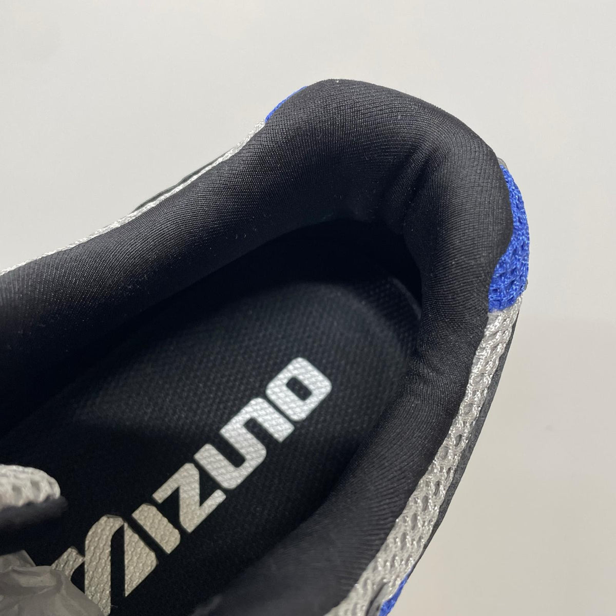 スニーカー WAVE RIDER 10 29.0cm US11 29cm (US11 UK10 1/2 EU48) シルバー