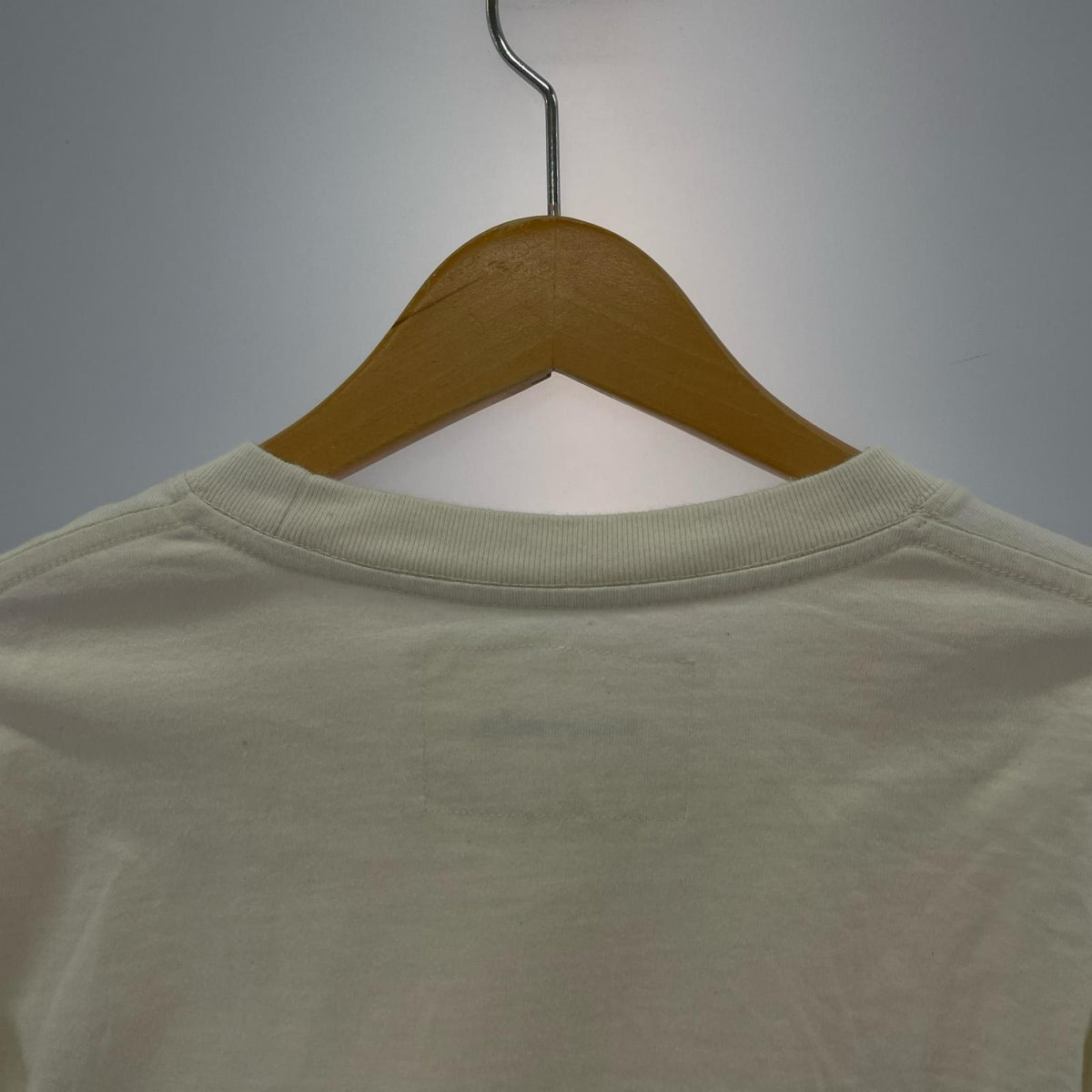 長袖Ｔシャツ Story mfg ｶﾚﾝﾀﾞｰｸﾞﾗﾌｨｯｸ S ホワイト