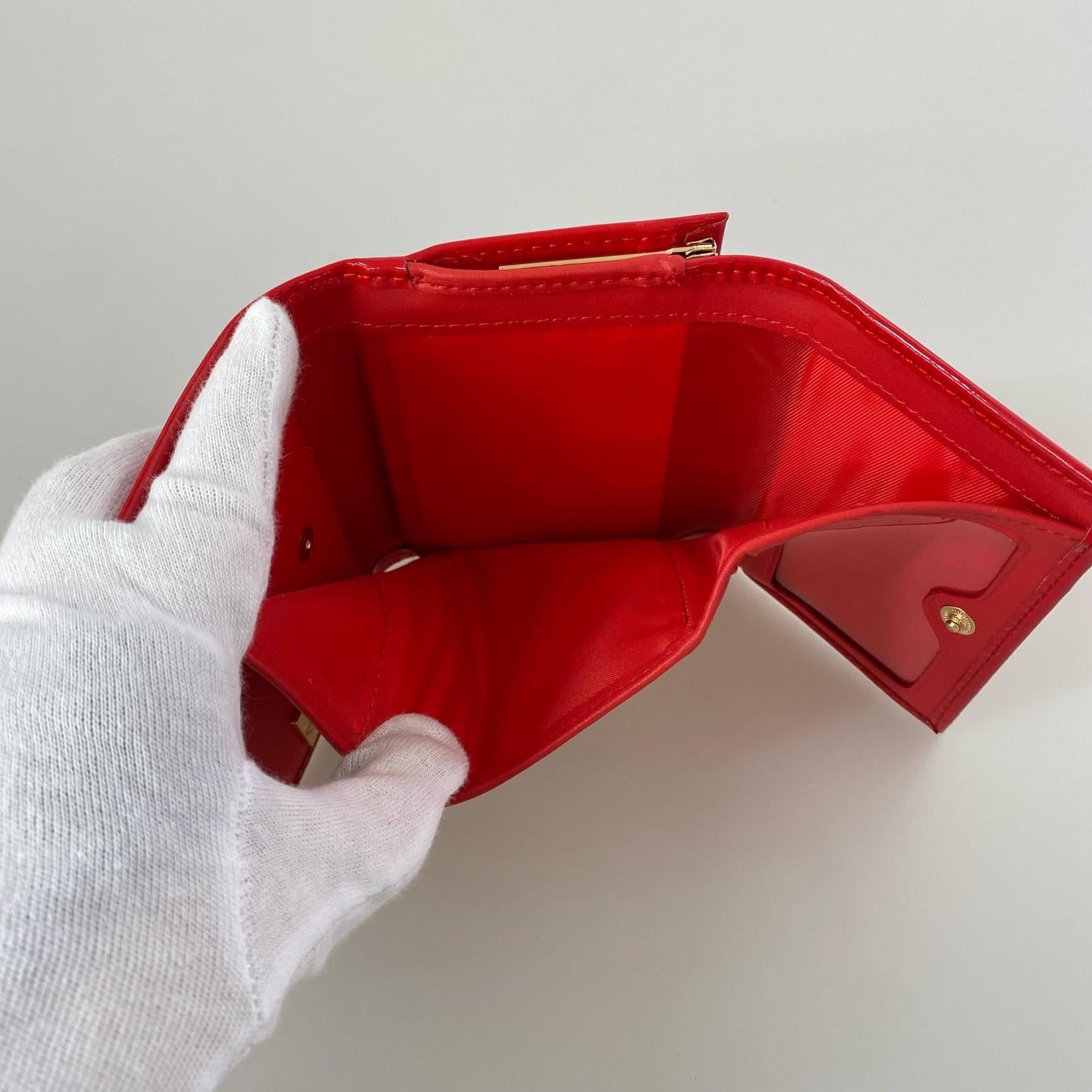 コンパクトウォレット 三つ折り財布 エナメル レッド レッド