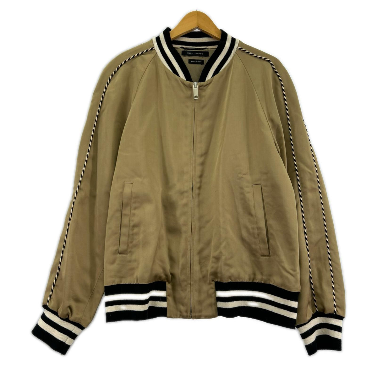 ブルゾン MARC JACOBS ブルゾン・ジャンパー 50 カーキ