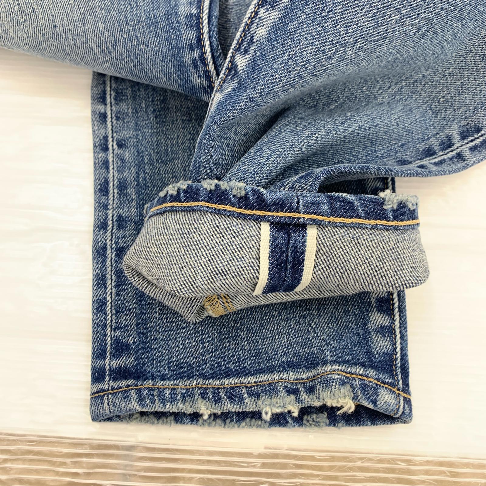 デニムパンツ Levi's BORROWED FROM THE BOYS 加工デニムパンツ W24L30 ブルー