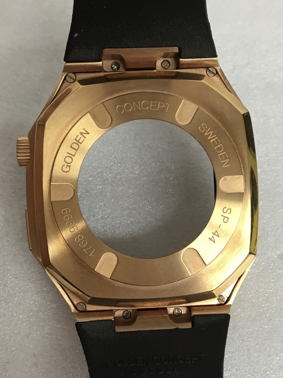 腕時計 GOLDEN CONCEPT ゴールド ブラック ラバーバンド