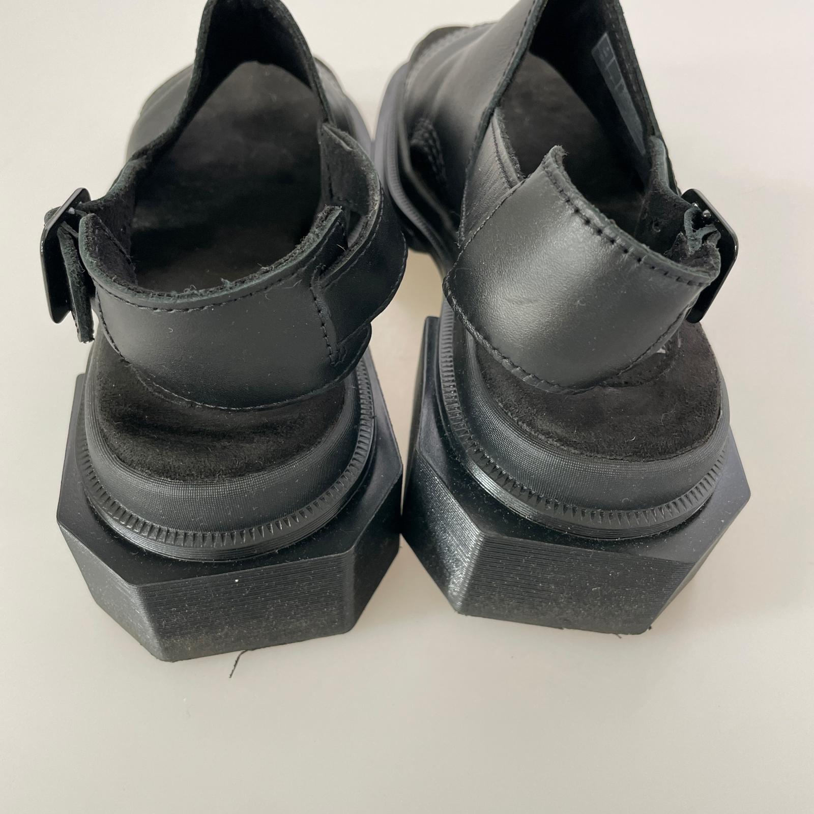 その他靴 Dr.Martens MAYBOLE OPEN TOE