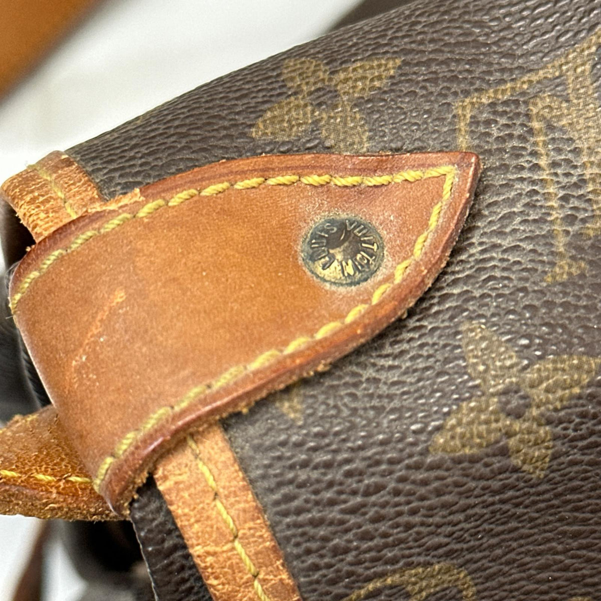 LV ソミュール35 ショルダーバッグ モノグラム