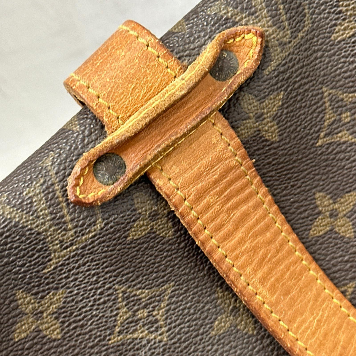 LV ソミュール35 ショルダーバッグ モノグラム