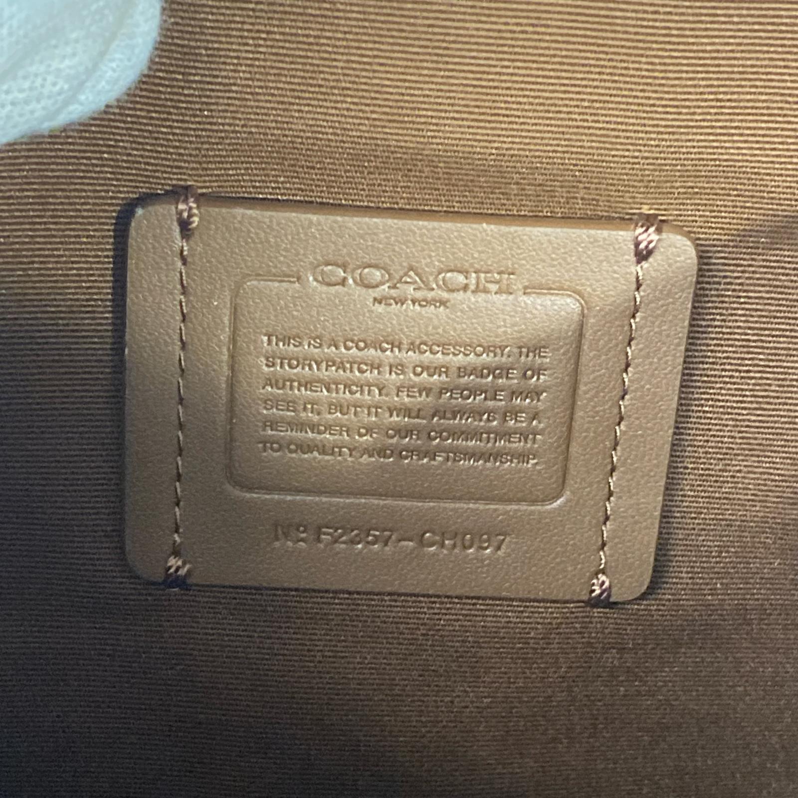 スタントン クロスボディ シグネチャージャカード CH097