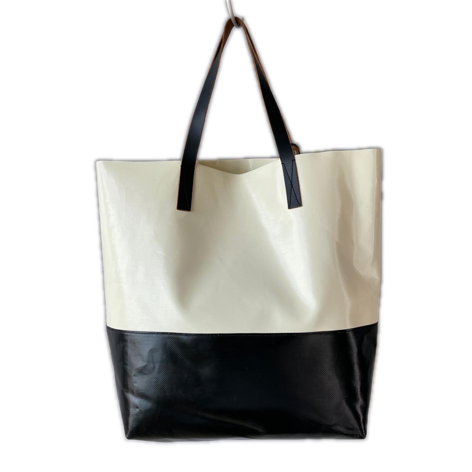 ハンドバッグ MARNI TRIBECA ToteBag SHMQ0037A0 WHT/BLK ホワイト