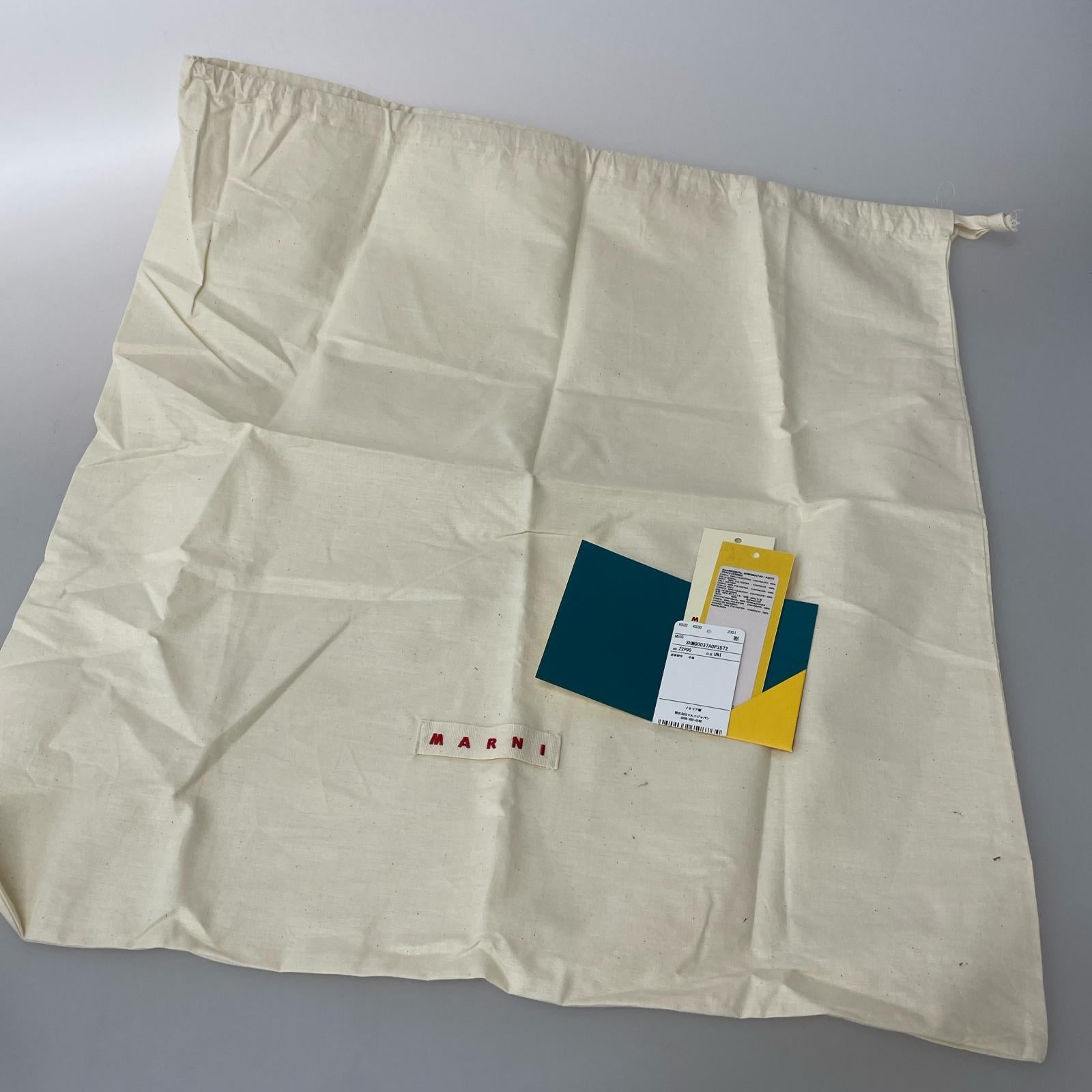 ハンドバッグ MARNI TRIBECA ToteBag SHMQ0037A0 WHT/BLK ホワイト