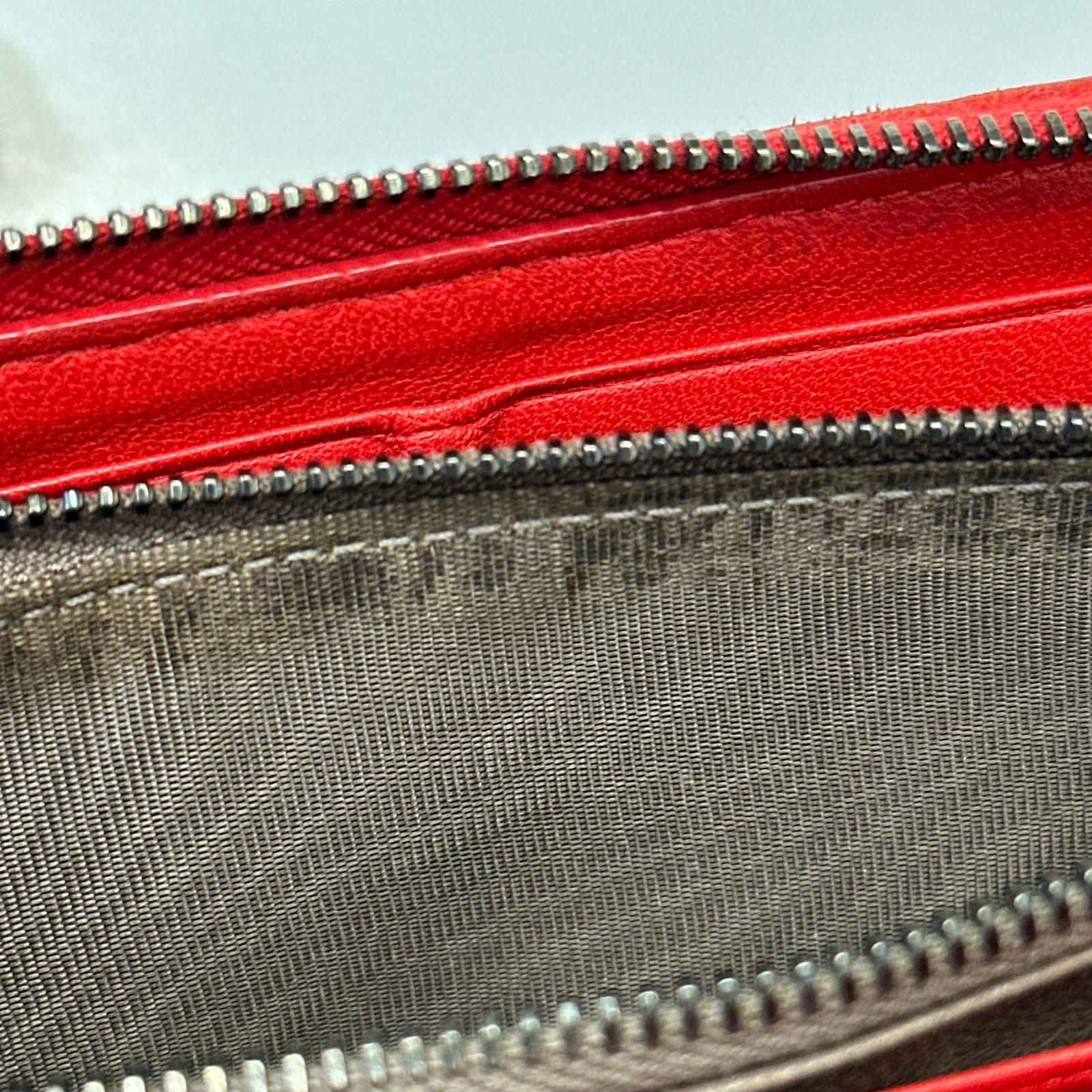 Bottega Beneta イントレチャート 長財布 赤