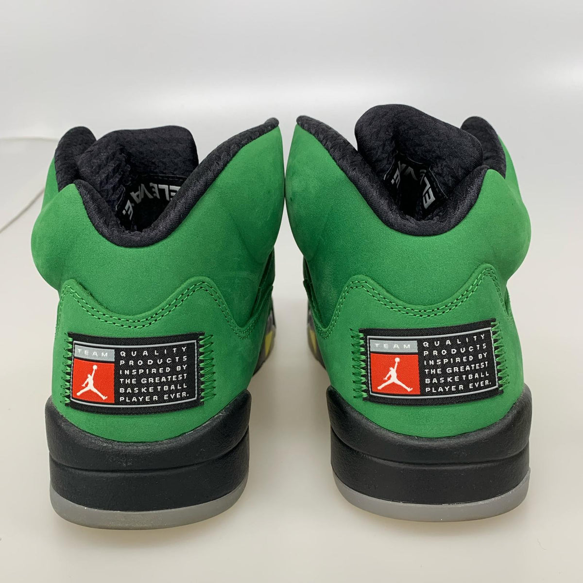 スニーカー AIR JORDAN 5 RETRO SE OD 緑 (27.5cm) 27.5cm (US9 1/2 UK9 EU45) グリーン