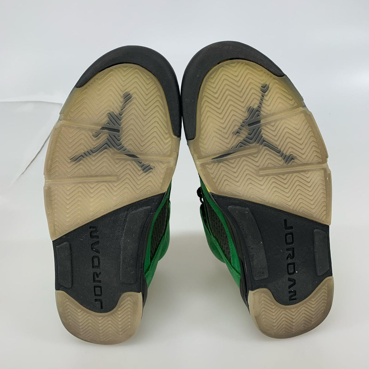 スニーカー AIR JORDAN 5 RETRO SE OD 緑 (27.5cm) 27.5cm (US9 1/2 UK9 EU45) グリーン