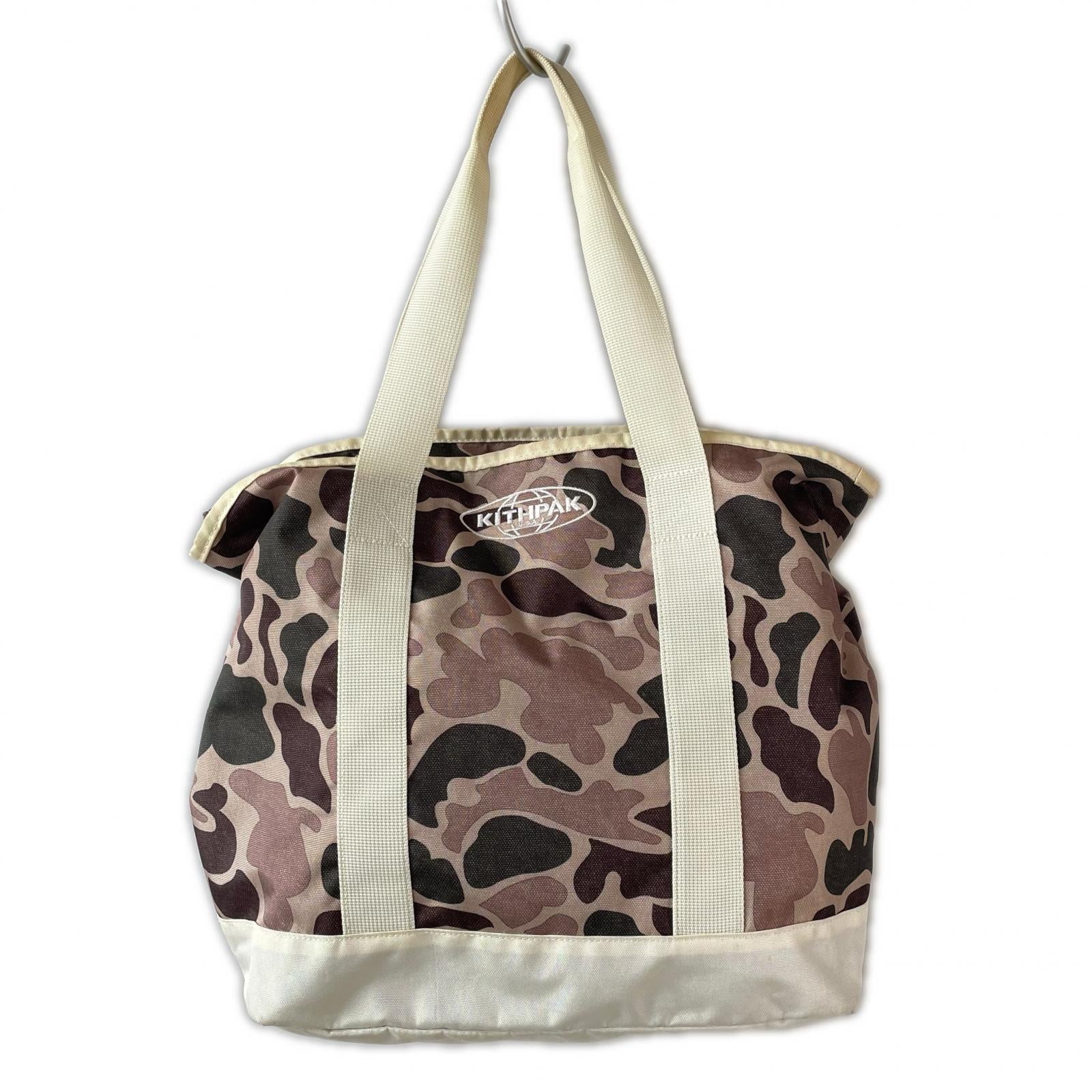 その他バッグ KITHPAK EASTPAK CAMO