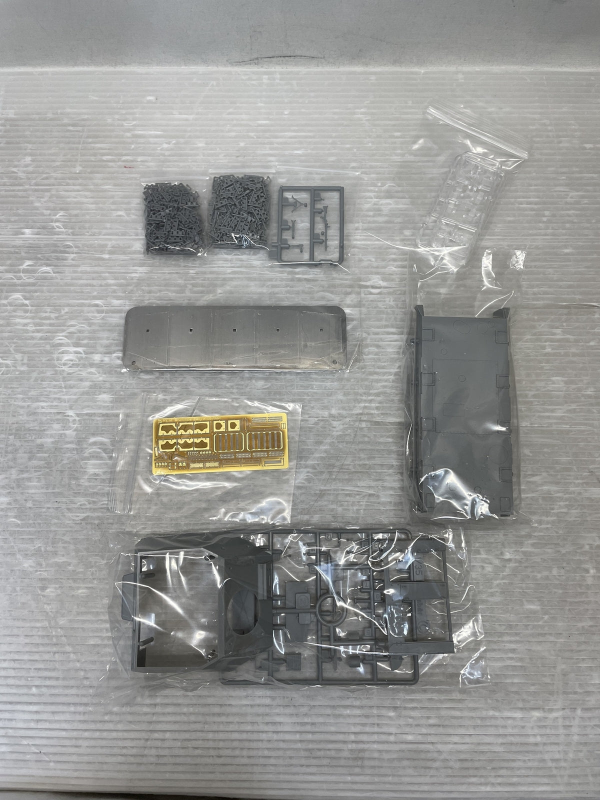 1/35 WW.II ドイツ軍 Sd.Kfz.166 IV号突撃戦車 ブルムベア ミリタリープラモ