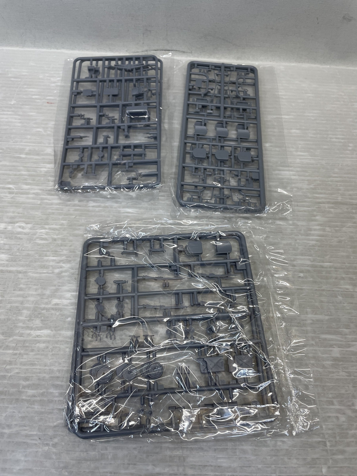 1/35 英・シボレー FAT-4ガントラクター砲牽引車 ミリタリープラモ