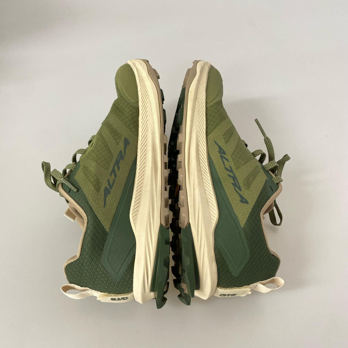 スニーカー ALTRA LONE PEAK 9＋ グリーン
