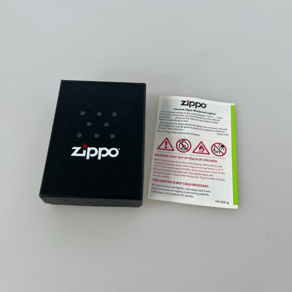 ライター Glow-in-the-Dark Zippo ホワイト
