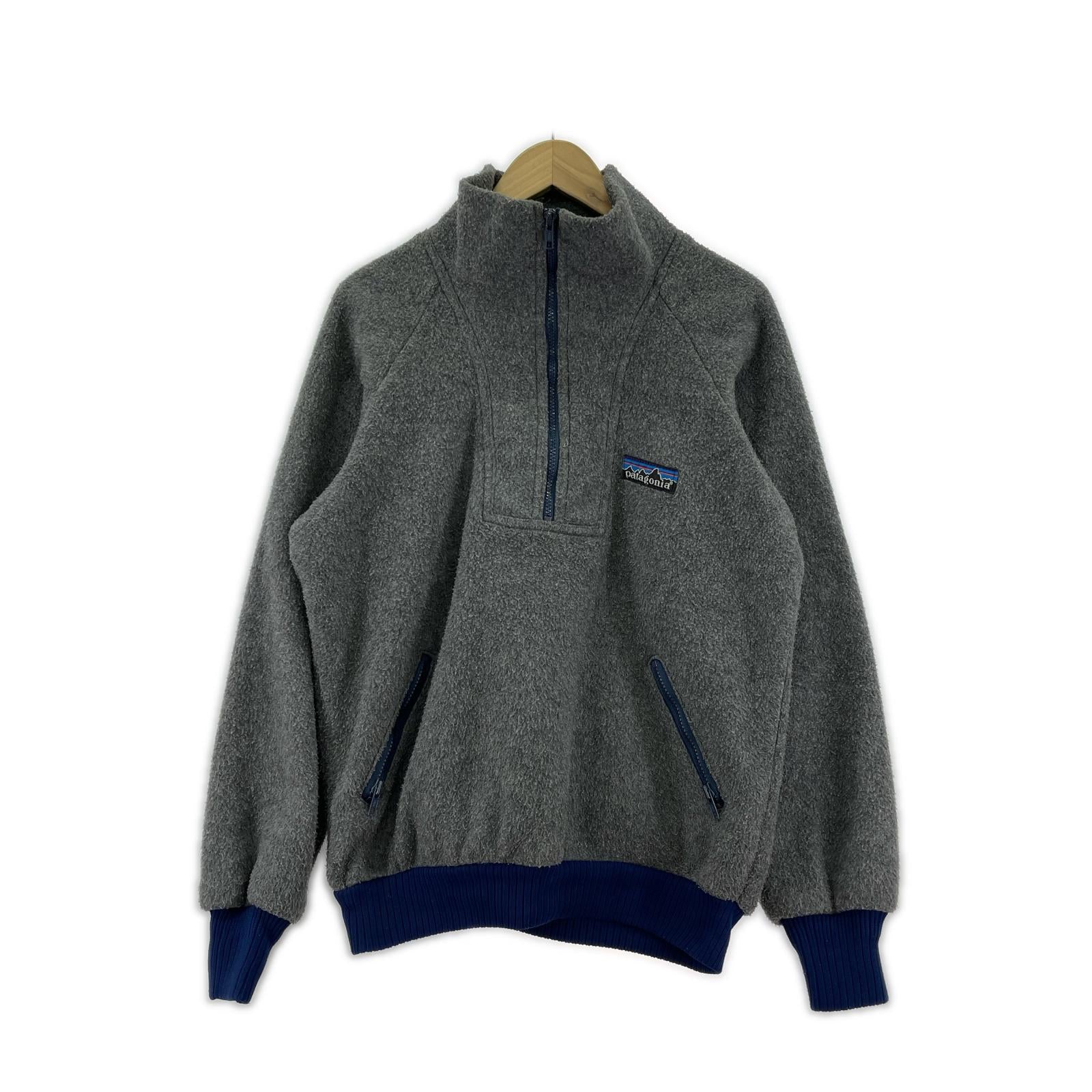 その他アウター デカタグ ハーフジップフリース 灰（M） M グレー