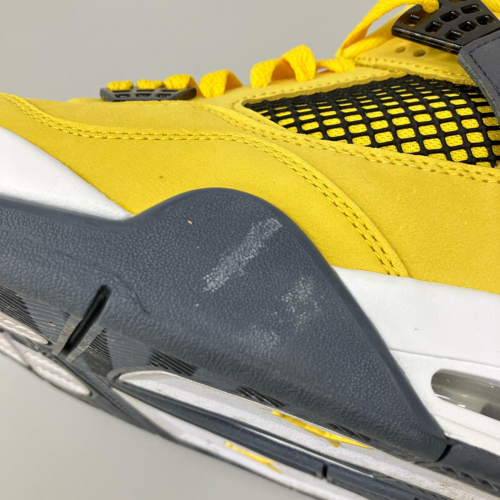 スニーカー CT8527ー700 airjordan 黄 (28.0) 28cm (US10 UK9 1/2 EU46)