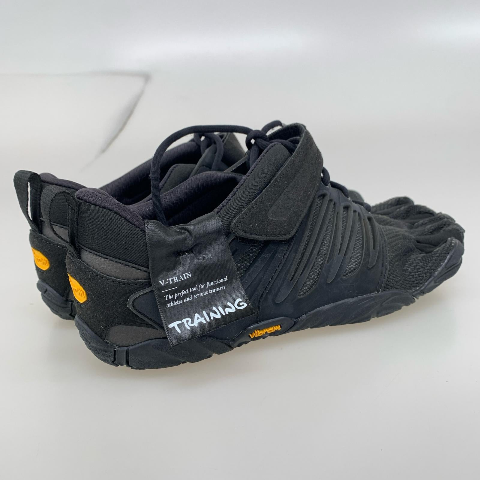 シューズ vibram five fingers ブラック