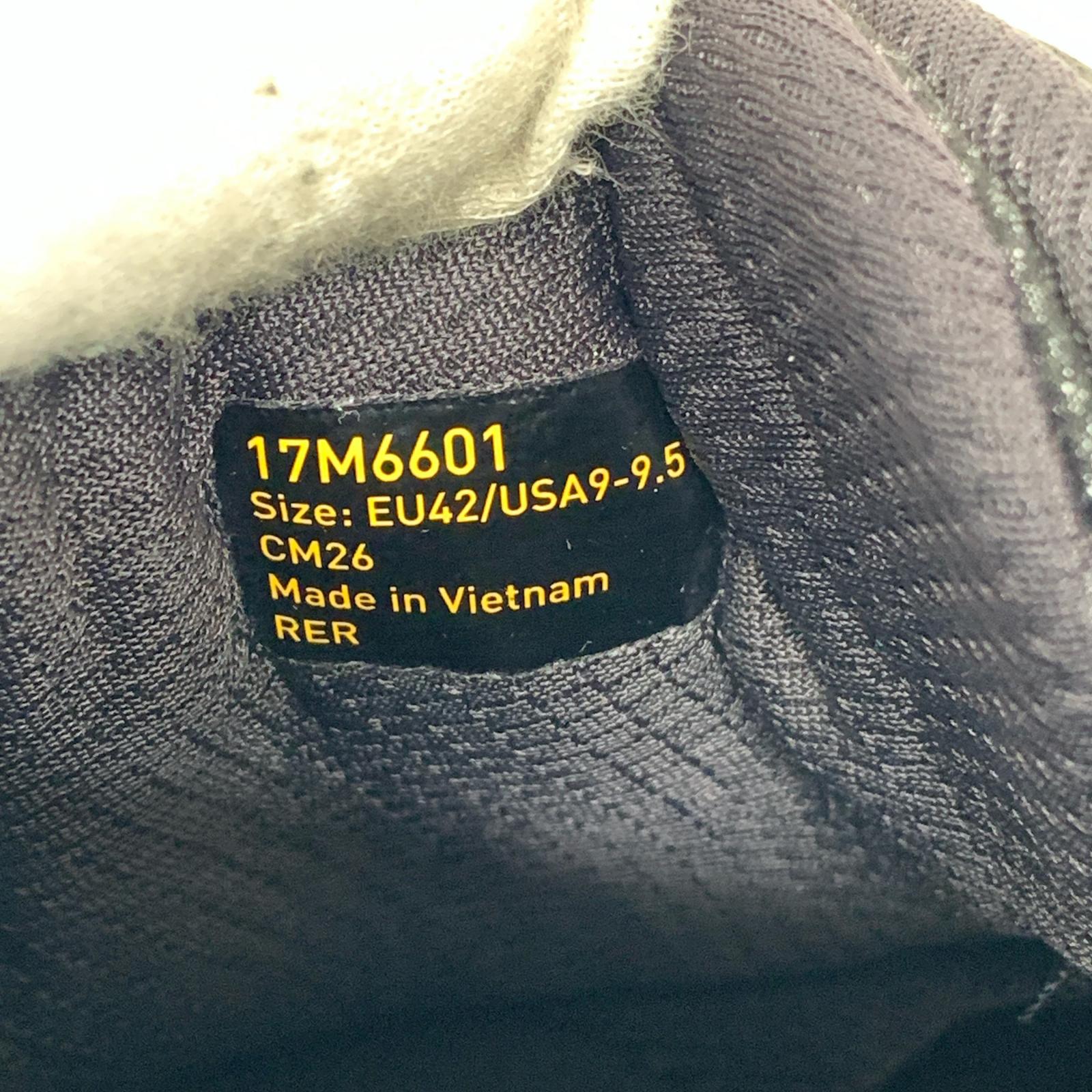 シューズ vibram five fingers ブラック
