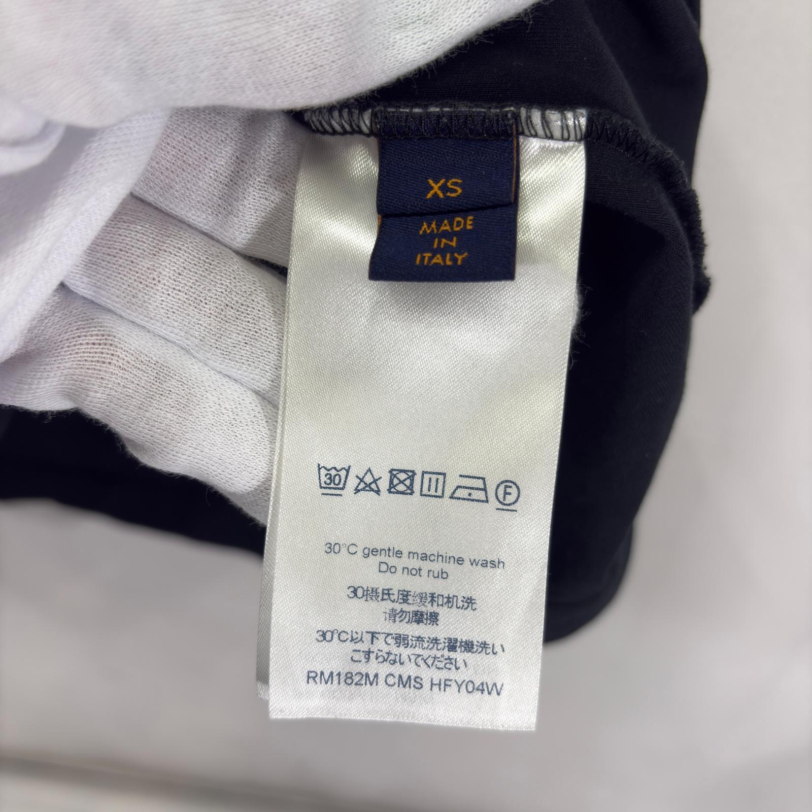 LV 18AW Upside Down Logo Tee