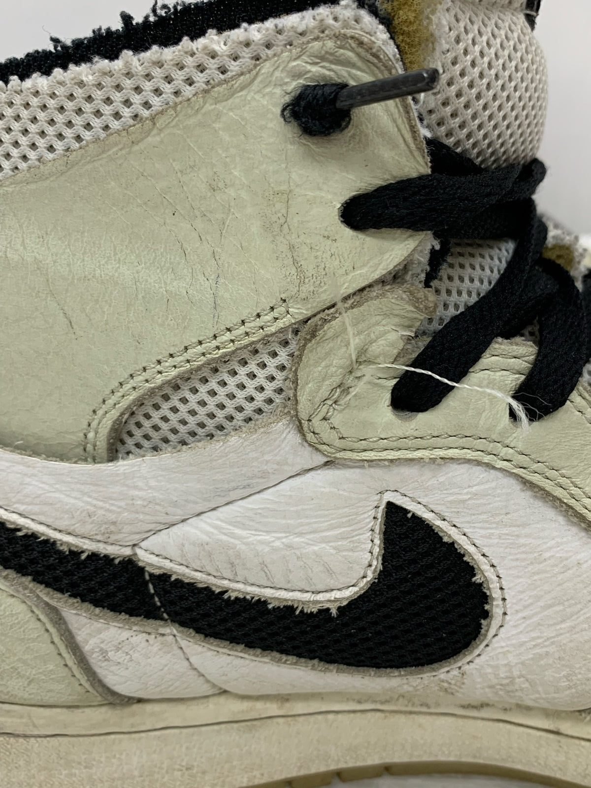 スニーカー WMNS AIR JORDAN 1 HIGH ZOOM AIR COMFORT