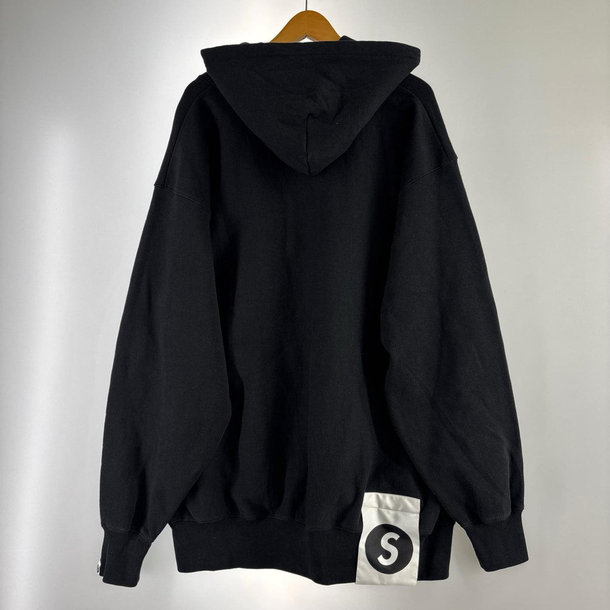 パーカー ﾋﾞｯｸﾗﾍﾞﾙ ﾊﾟｰｶｰ 黒 2XL ブラック
