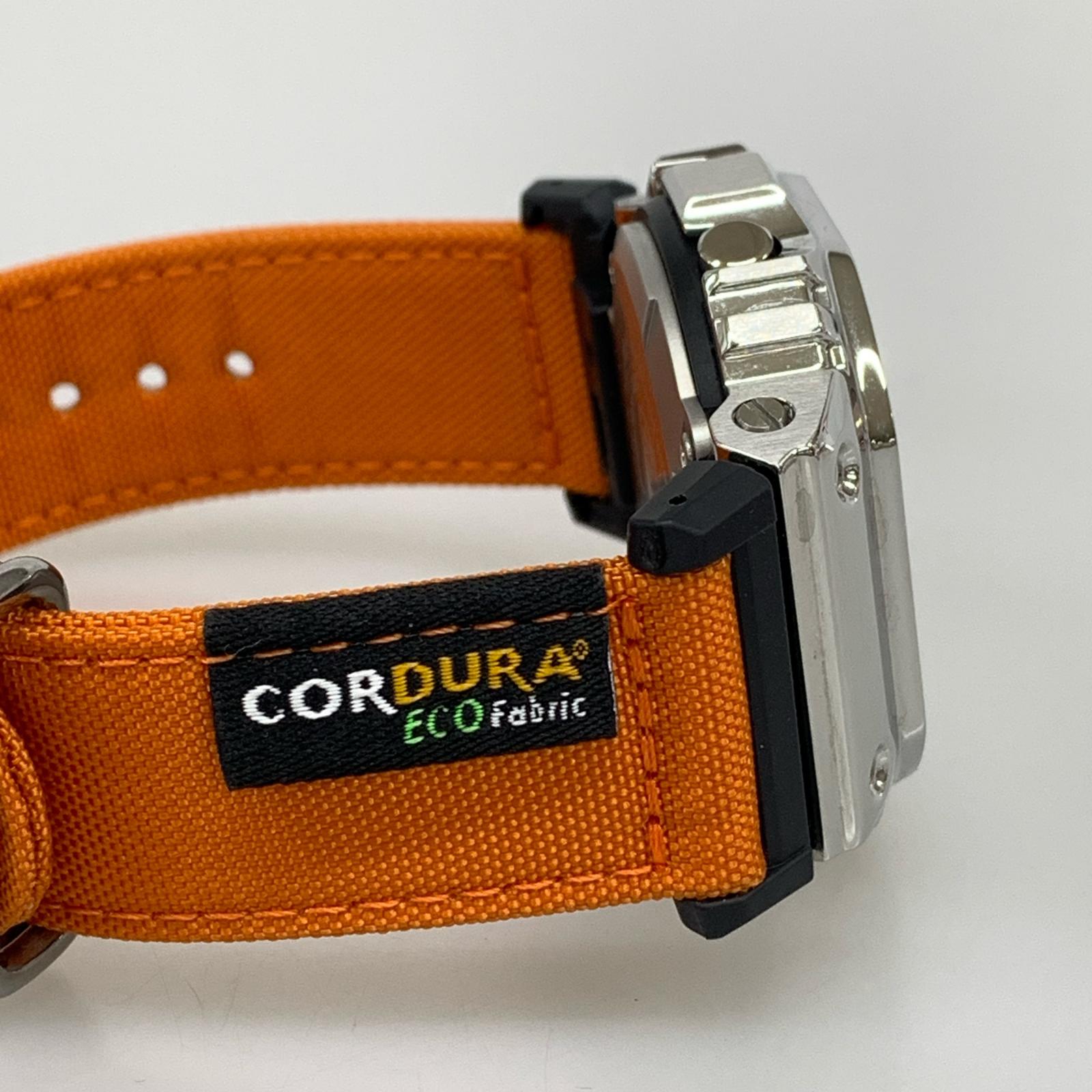 腕時計 G-SHOCK GM-5600U メタルトップ デジタル時計 シルバー ブラック
