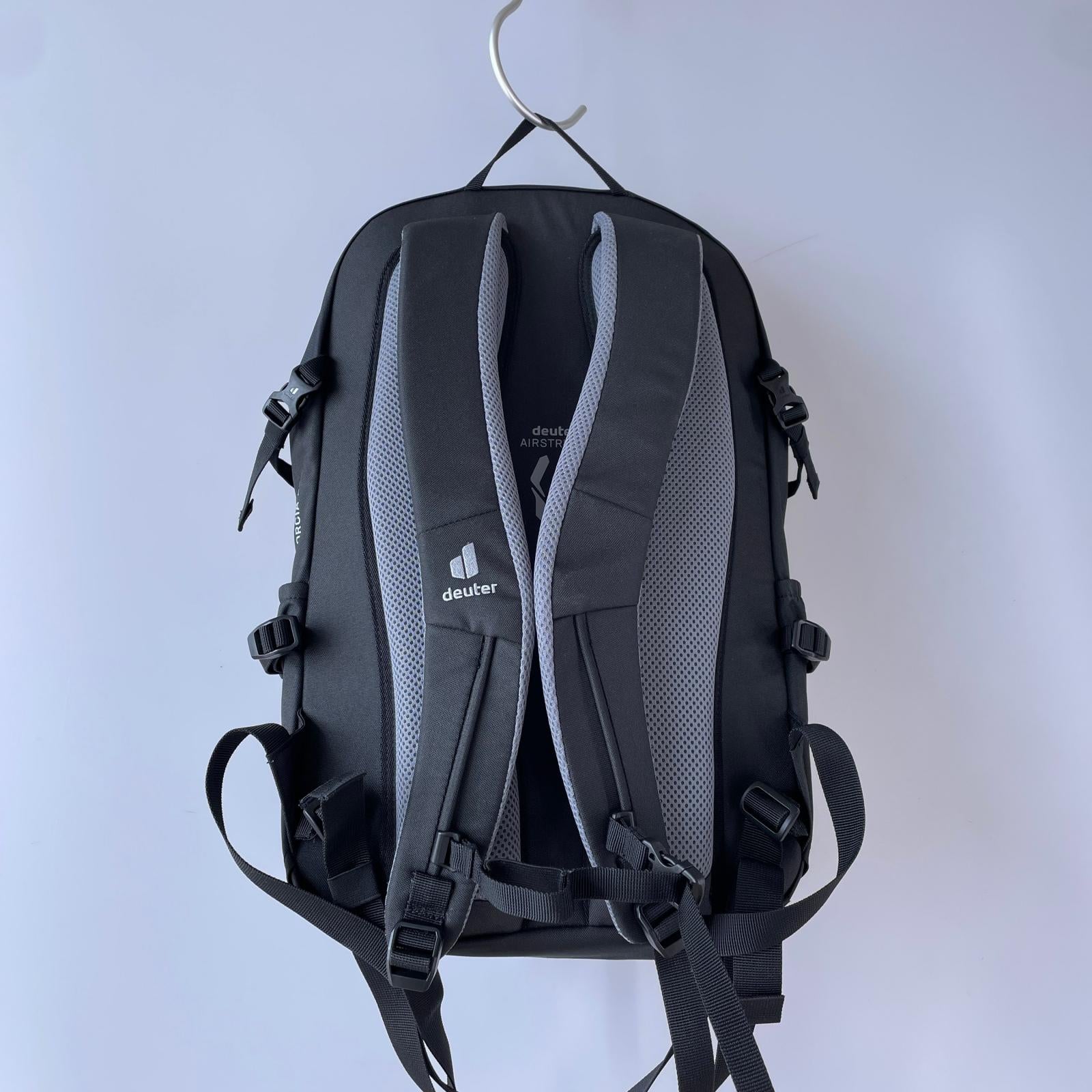 リュック・デイパック deuter リュック ブラック