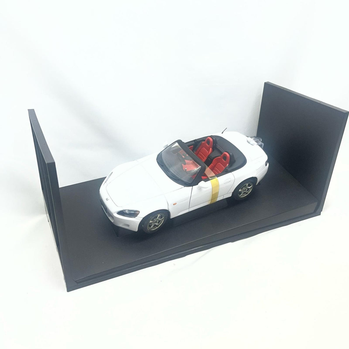 AUTOart 1/18 HANDA S 2000 スケールカー