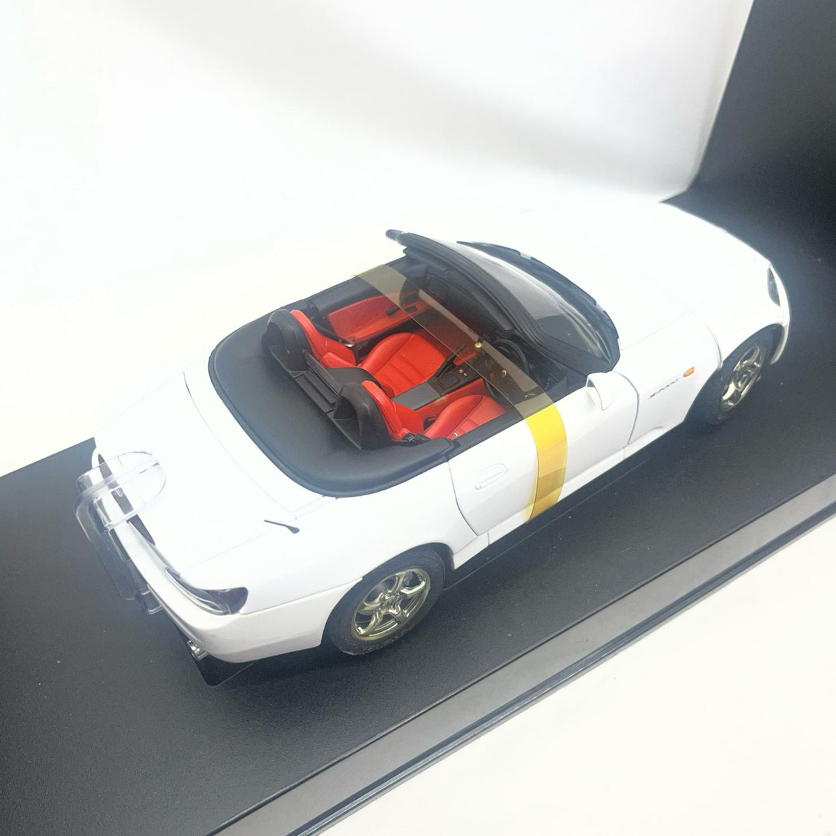 AUTOart 1/18 HANDA S 2000 スケールカー