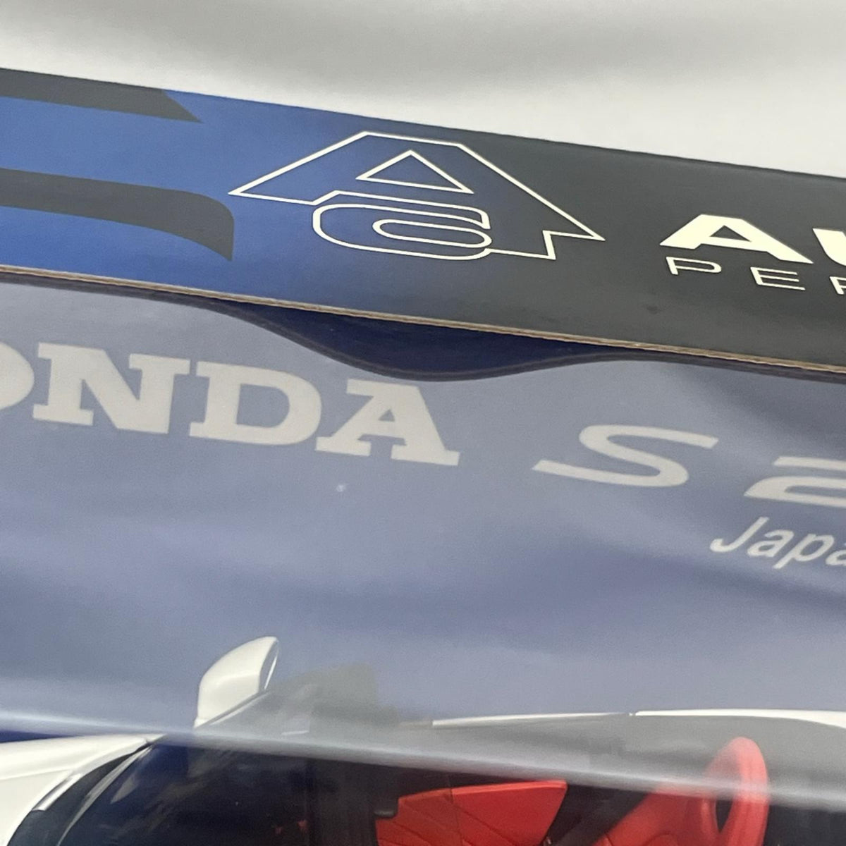 AUTOart 1/18 HANDA S 2000 スケールカー