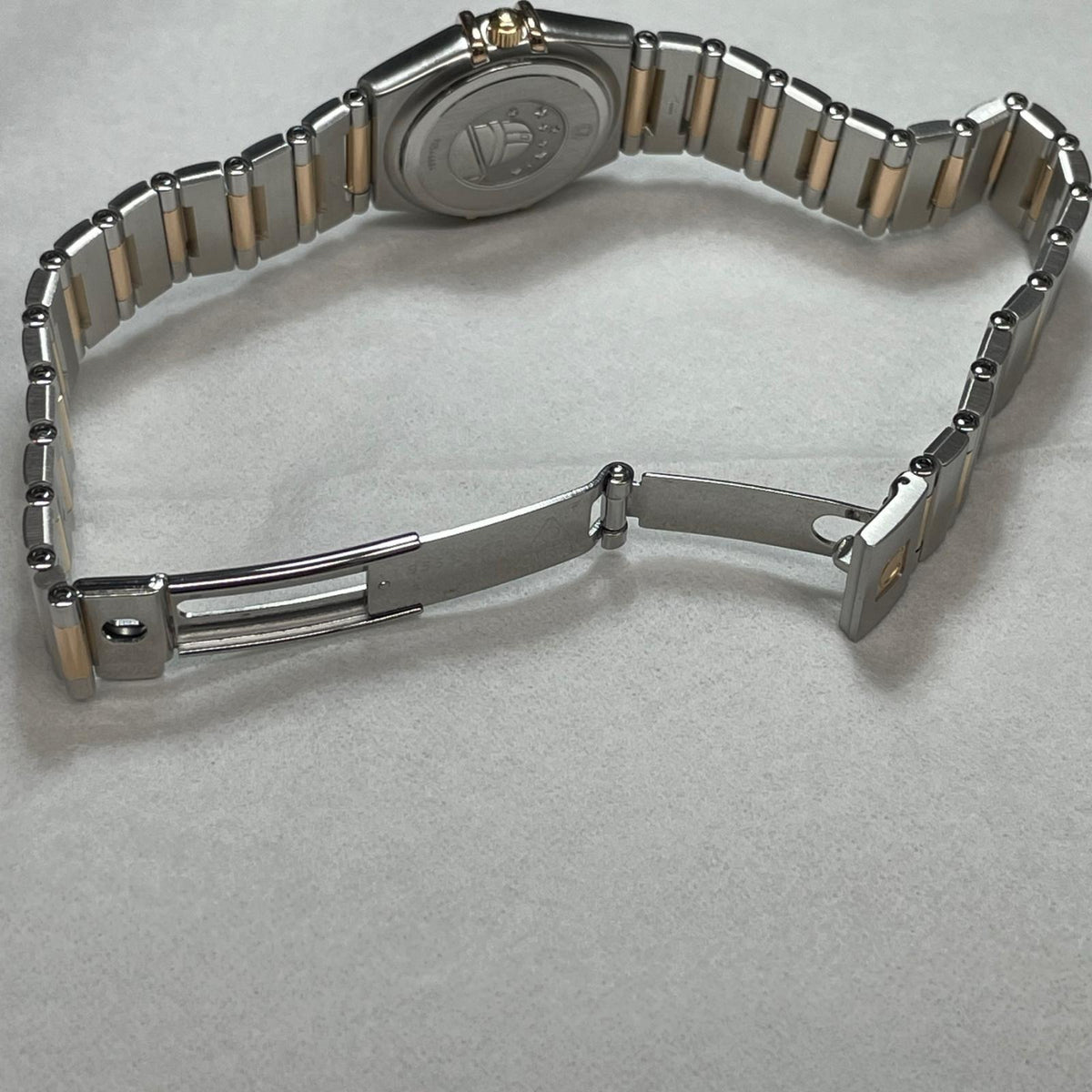 OMEGA/コンステレーション　12ポイント　ダイヤベゼル　ホワイトシェル 1360.75.00 腕時計