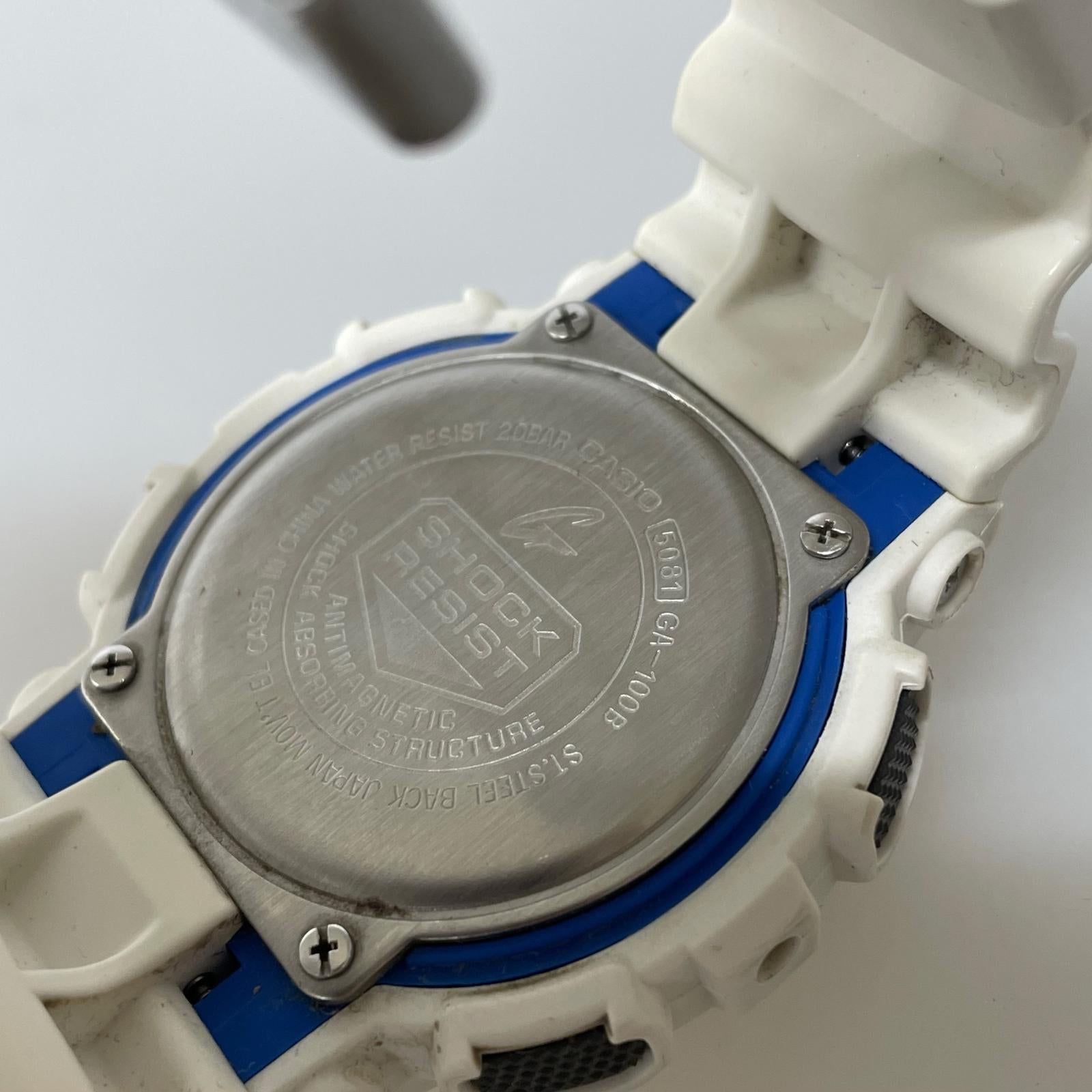 腕時計 GA-100B-7AJF デジタル腕時計/ホワイト