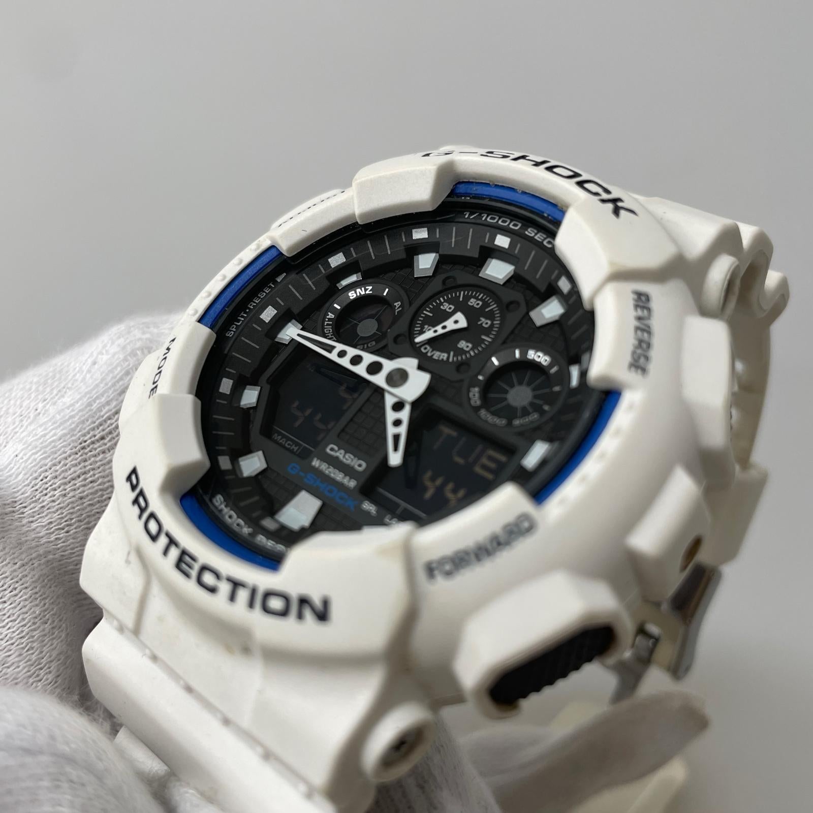 腕時計 GA-100B-7AJF デジタル腕時計/ホワイト