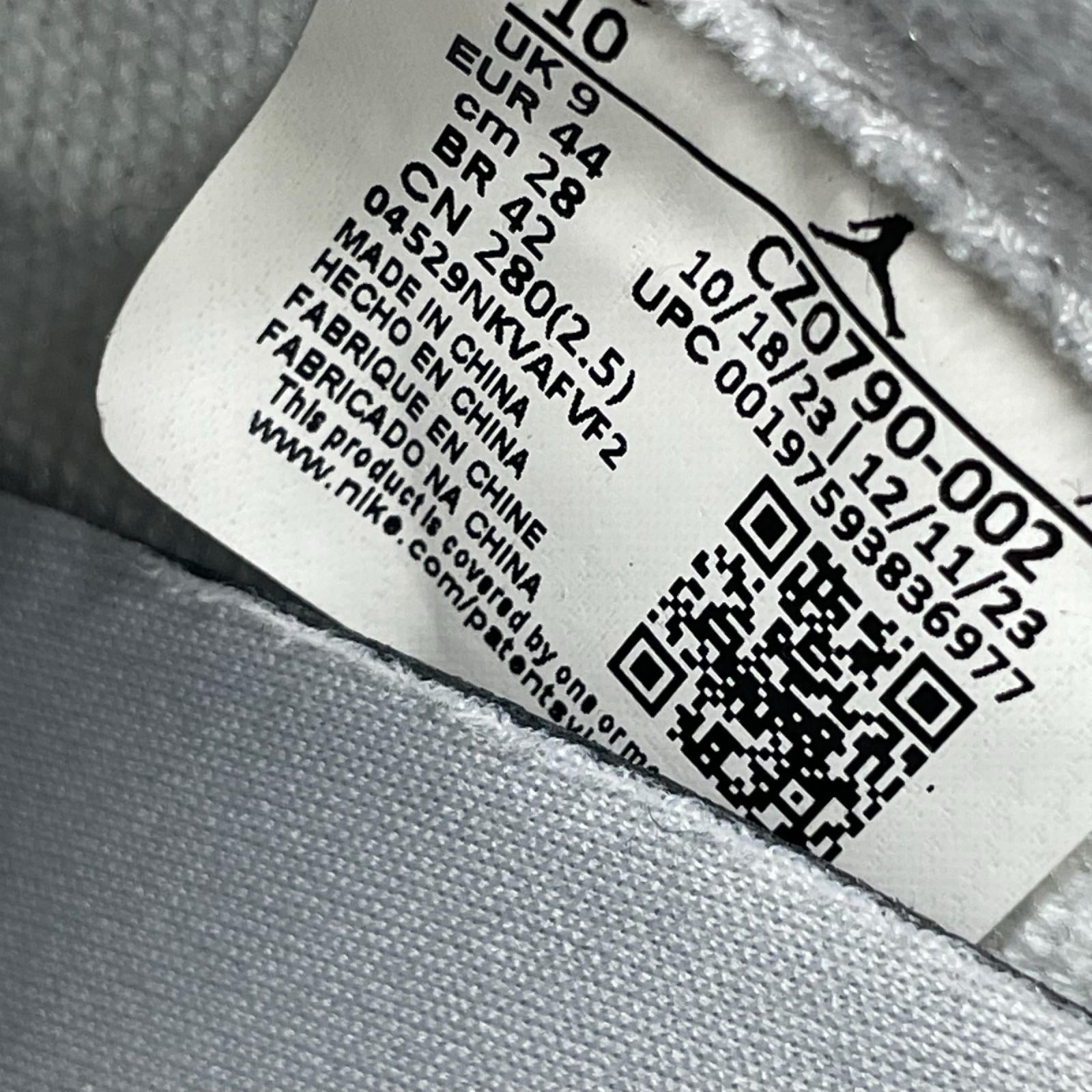 スニーカー AJ1 Retro Low OG Silver 28cm (US10 UK9 1/2 EU46) シルバー