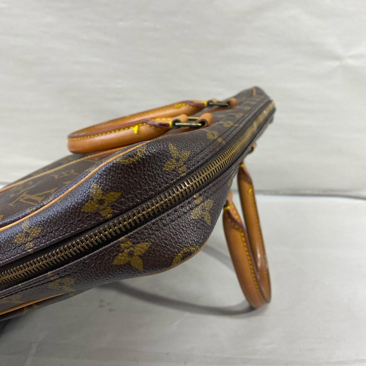 LV/ポルトドキュマンヴォワヤージュ/M40226