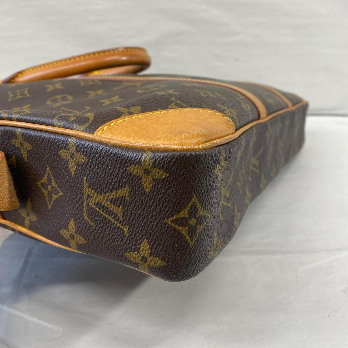 LV/ポルトドキュマンヴォワヤージュ/M40226
