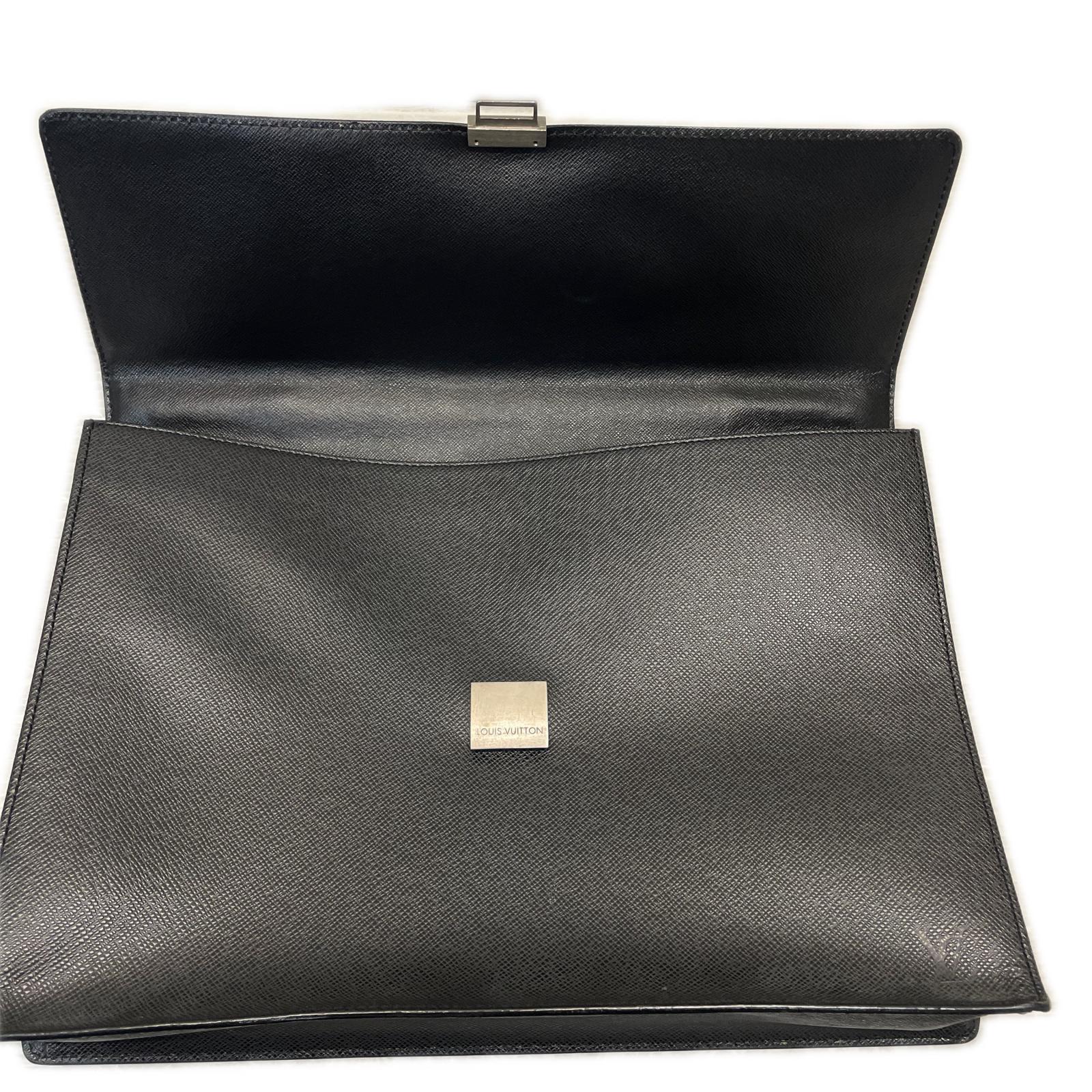 LOUIS VUITTON タイガ アンガラ レザー バッグ 黒