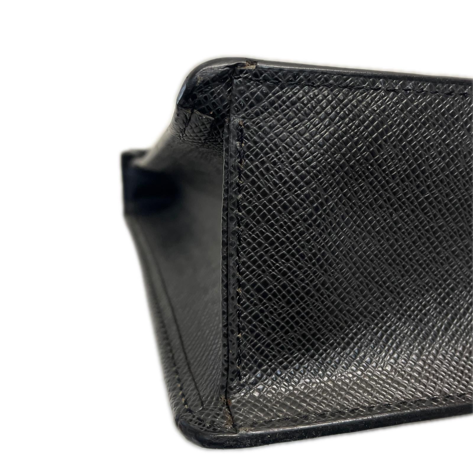 LOUIS VUITTON タイガ アンガラ レザー バッグ 黒