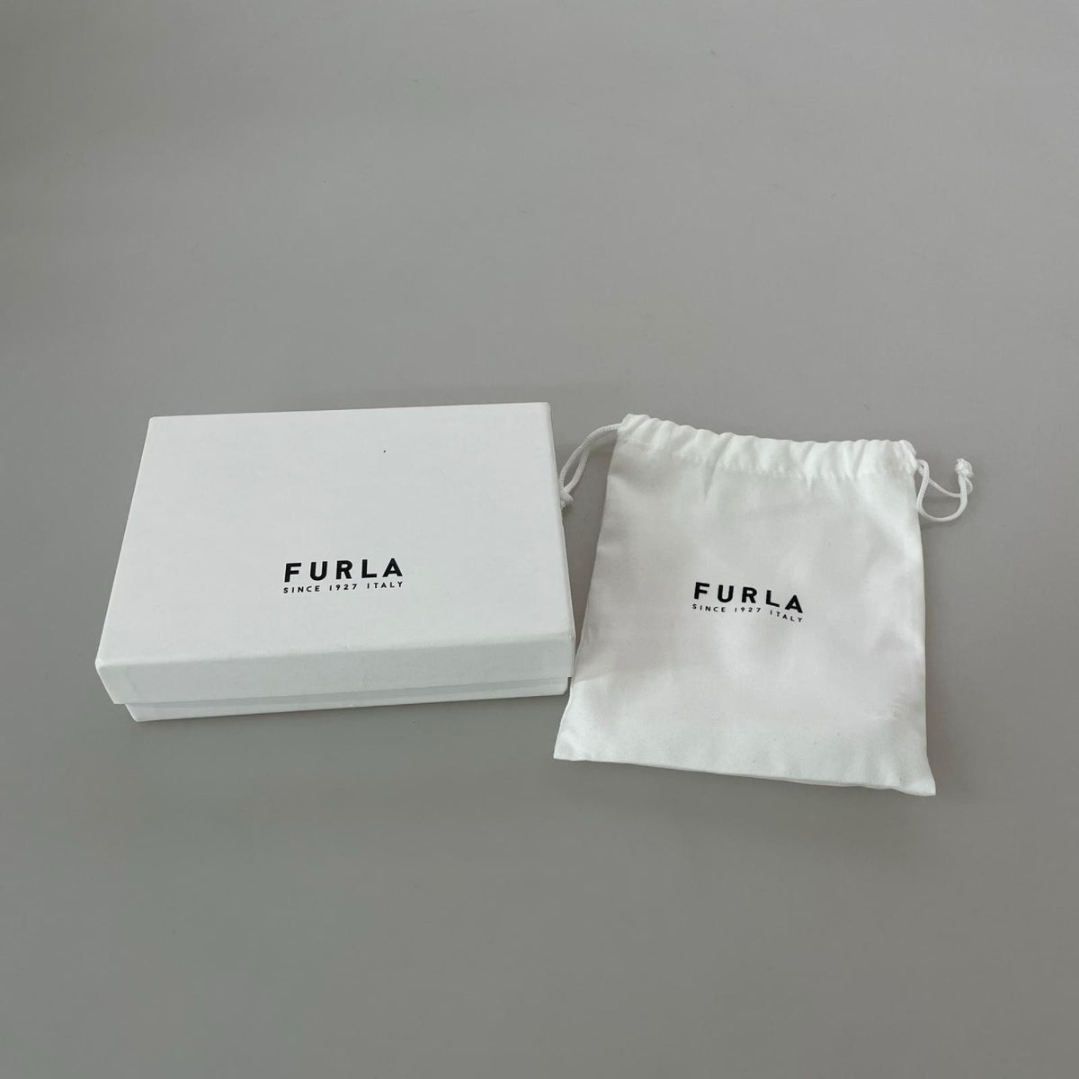 コンパクトウォレット FURLA コンパクトウォレット グレー