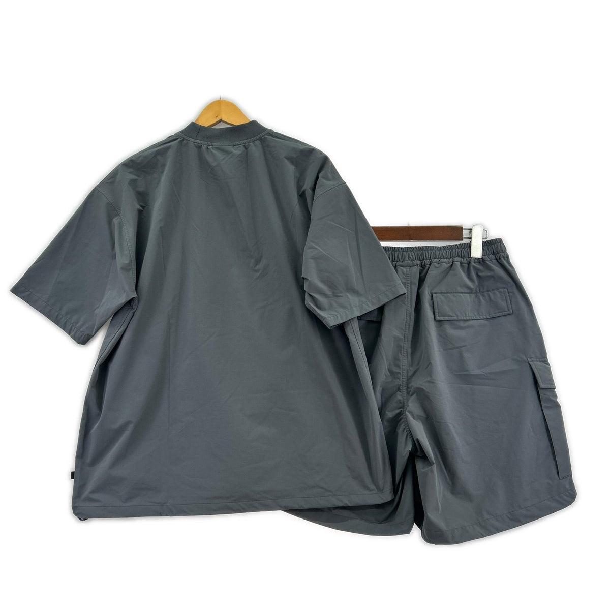 セットアップ TECH MOCK NECK S/S TEE/PANTS M グレー