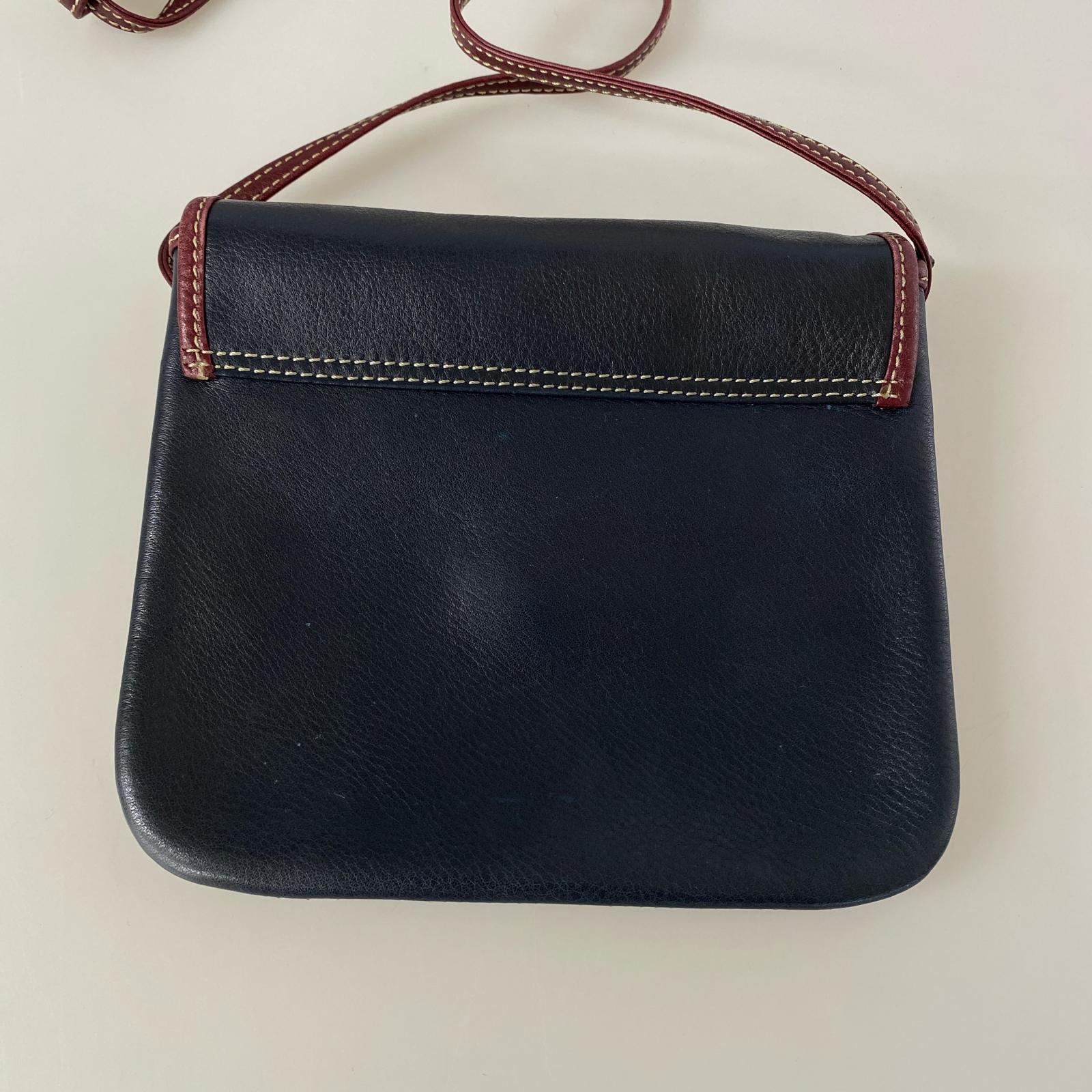 ショルダーバッグ ENRIQUE LOEWE KNAPPE レザー ネイビー ネイビー