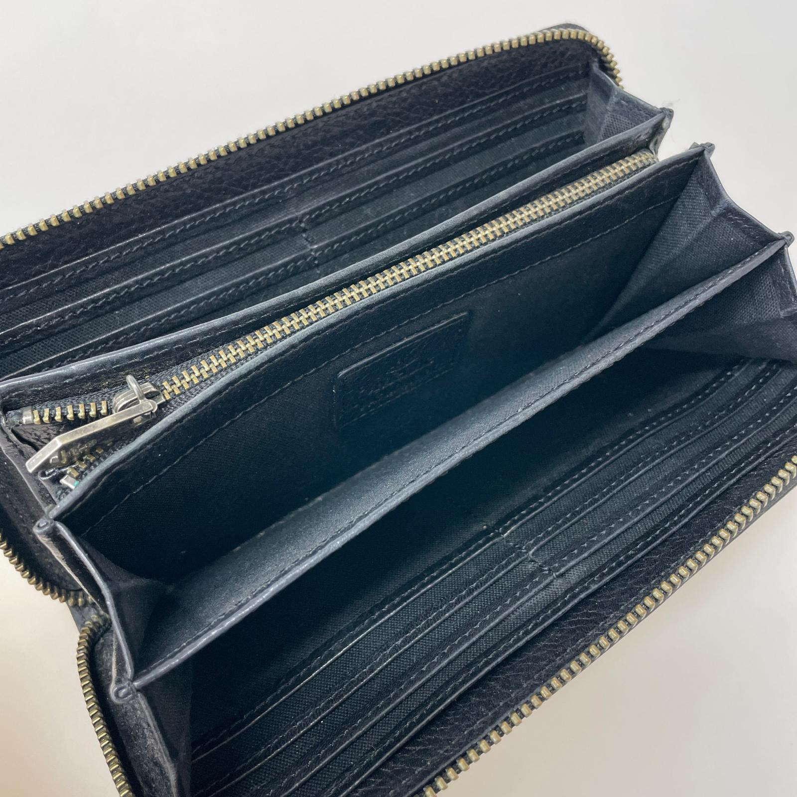 長財布 オーブスタッズラウンドジップウォレット 黒 ブラック