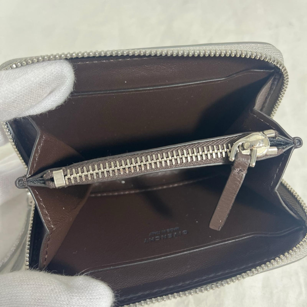 GIVENCHY 4G LIQUID WALLET