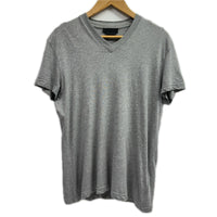 VネックＴシャツ　グレー